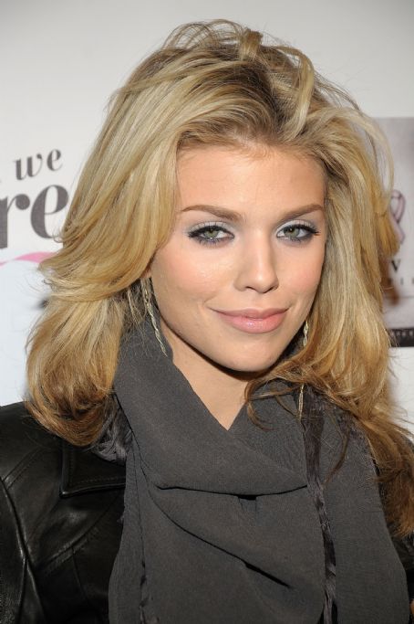 安娜丽尼·麦考德/AnnaLynne McCord-11-10